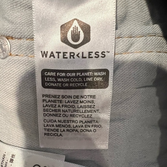 WJ3. NWT Levi’s 505™ REGULAR FIT MEN'S JEANS 42x30 - Picture 7 of 7